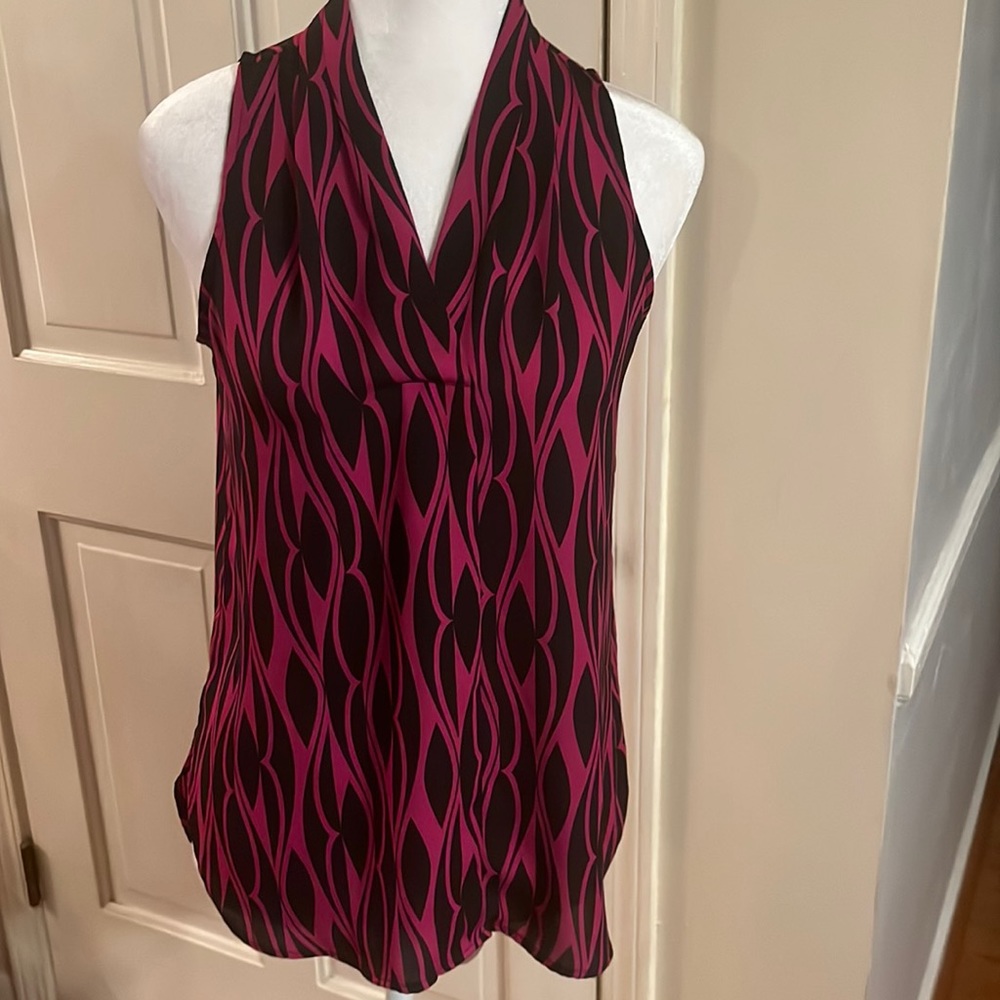 VINCE CAMUTO SLEEVELESS TOP